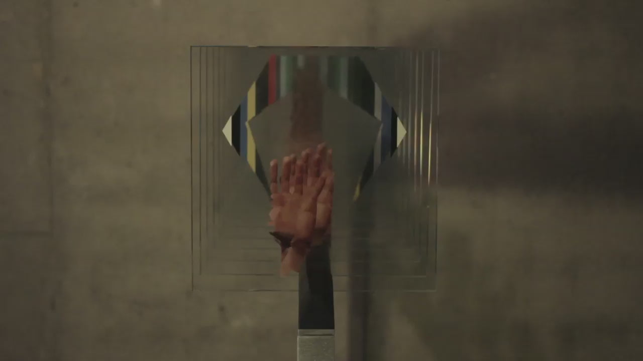 Load video: hologram of time video